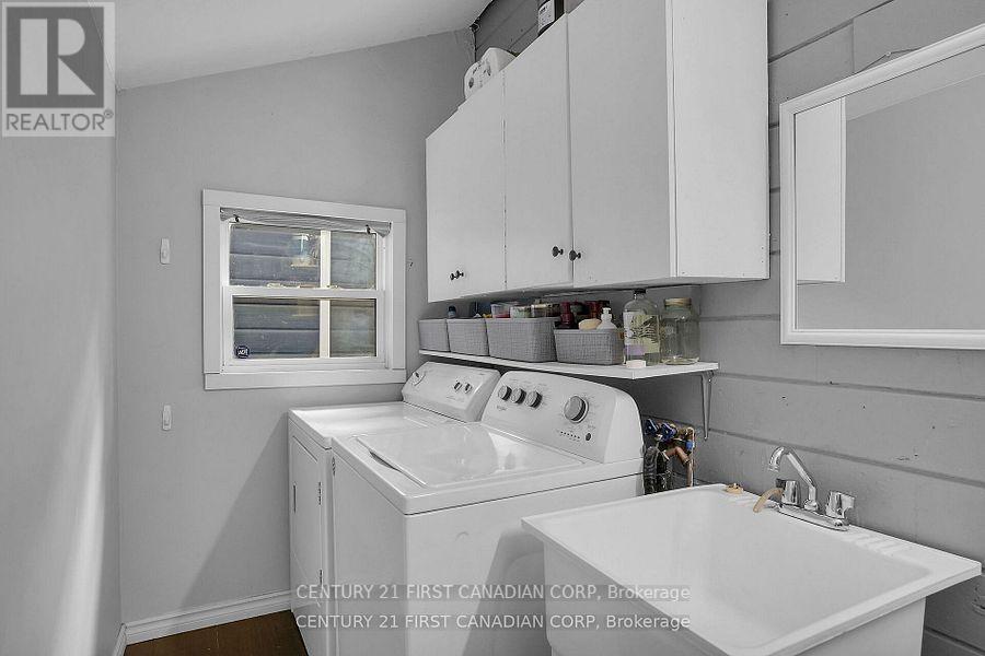 393 Central Avenue, London East, Ontario  N6B 2E3 - Photo 24 - X12435360