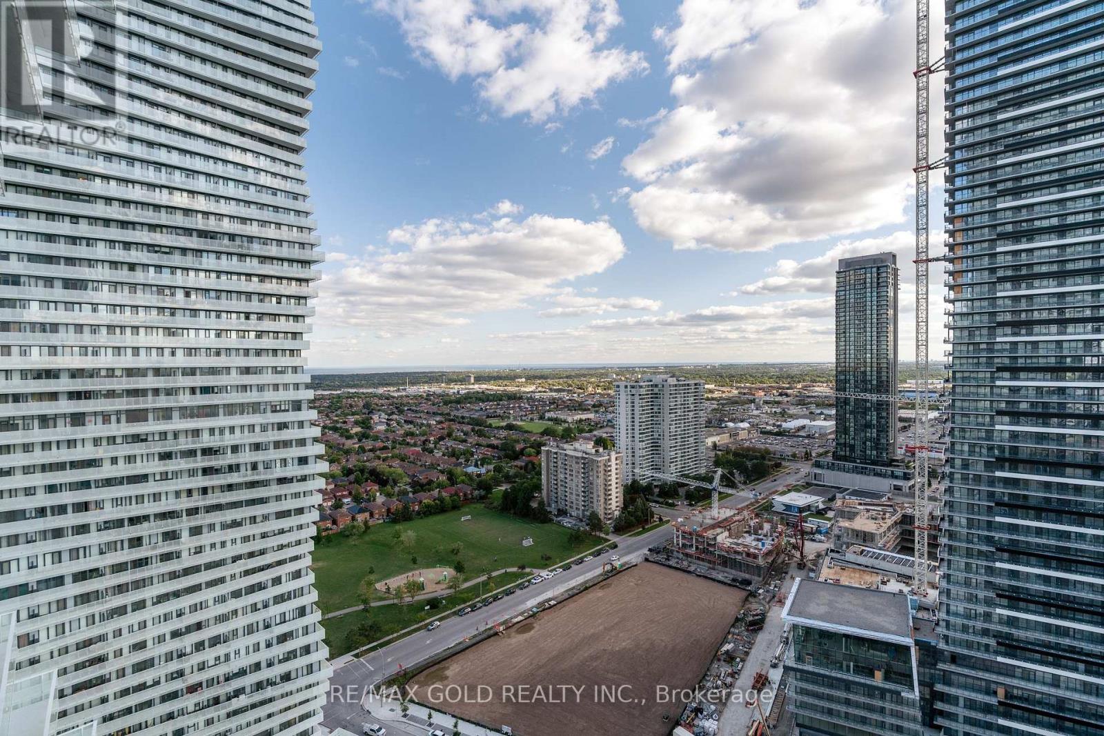 2707 - 3900 Confederation Parkway, Mississauga, Ontario  L5B 0M3 - Photo 24 - W12435236