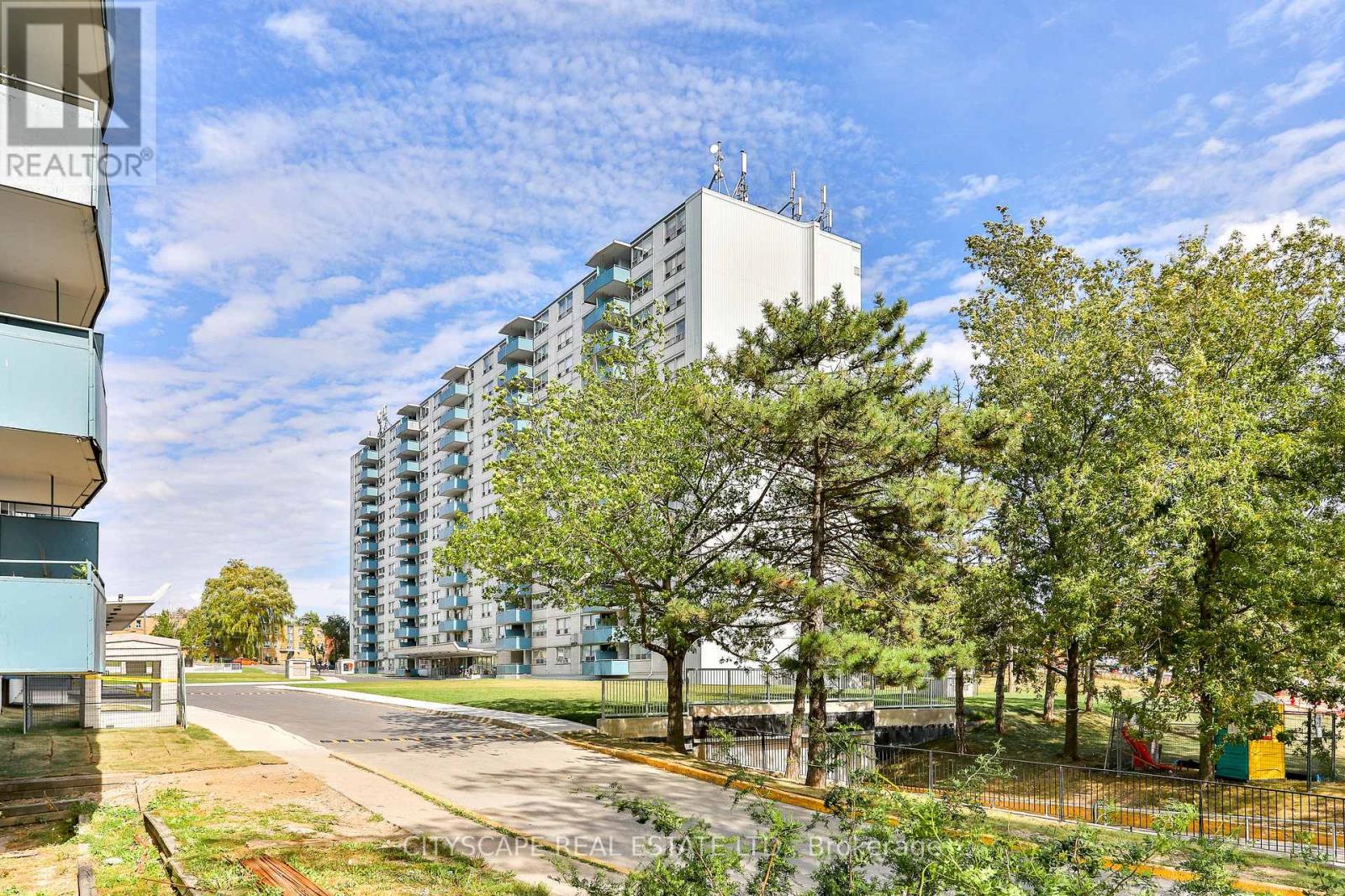 217 - 1440 Lawrence Avenue W, Toronto, Ontario  M6L 1B2 - Photo 4 - W12435256