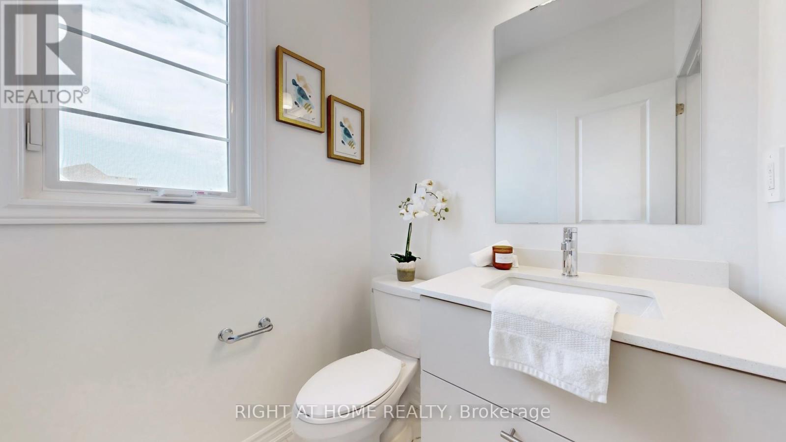 328 Bergamot Avenue, Milton, Ontario  L9E 1Y8 - Photo 18 - W12435269