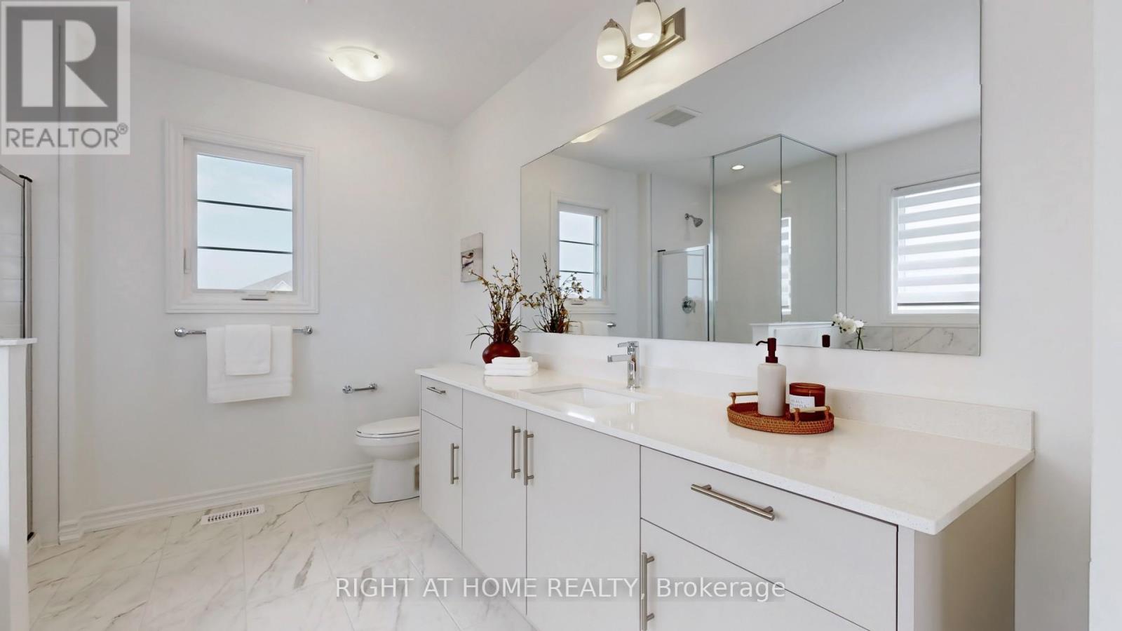328 Bergamot Avenue, Milton, Ontario  L9E 1Y8 - Photo 26 - W12435269