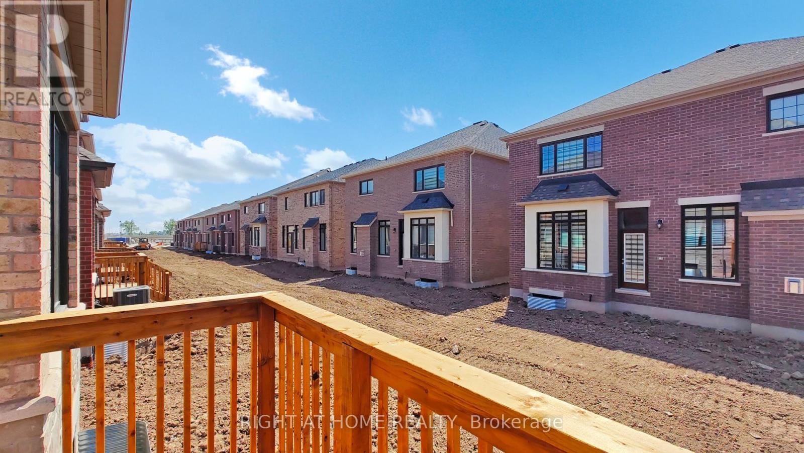 328 Bergamot Avenue, Milton, Ontario  L9E 1Y8 - Photo 47 - W12435269