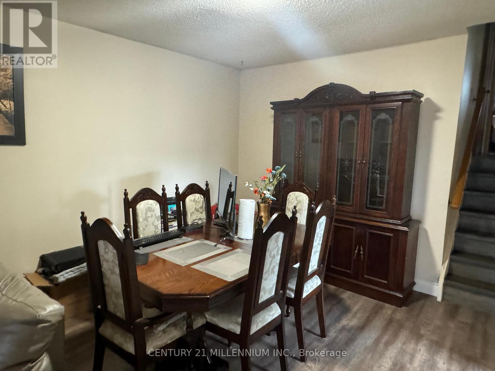 44 Lakecrest Trail, Brampton, Ontario  L6Z 1S6 - Photo 10 - W12435284