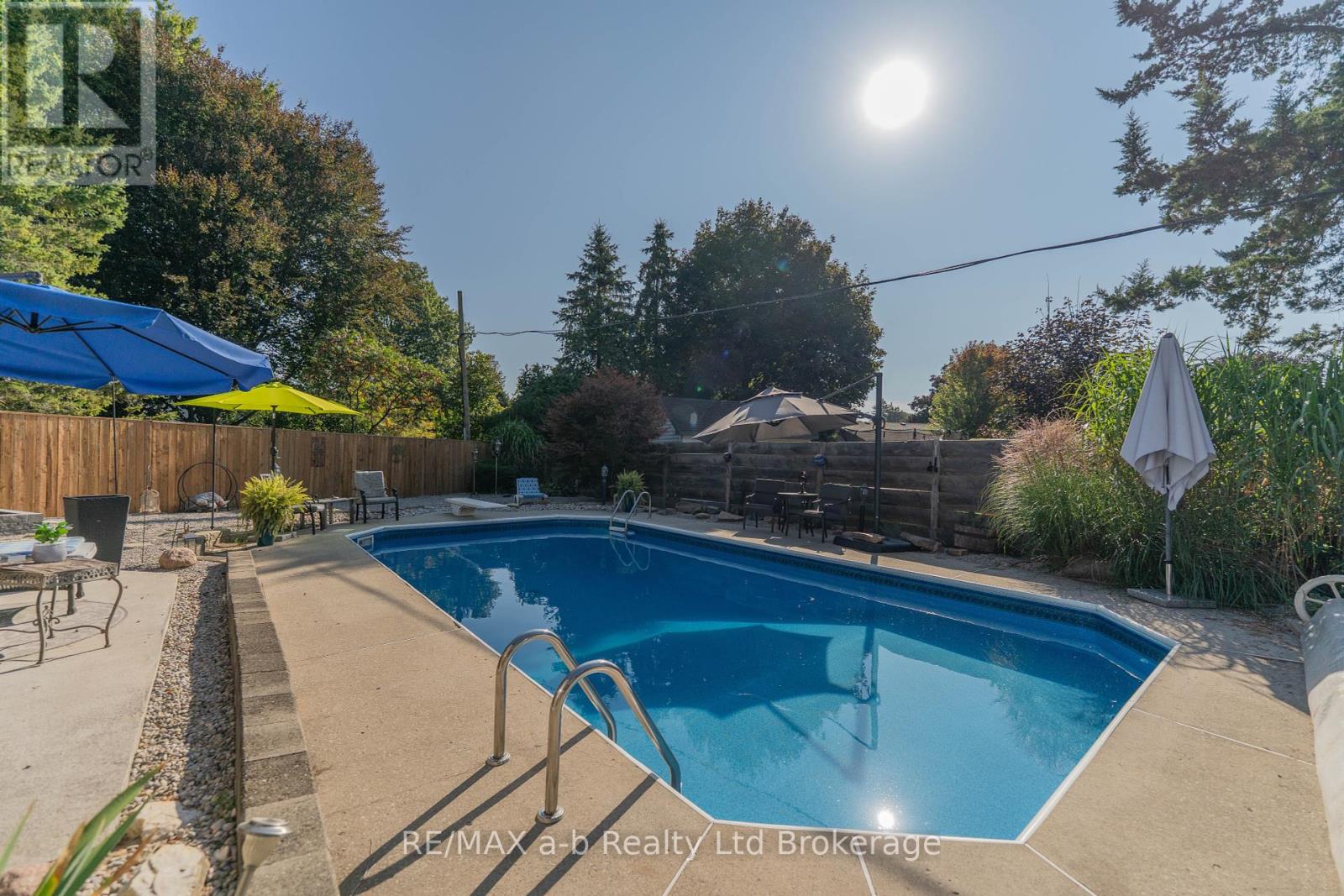 6 Camdon Court, Tillsonburg, Ontario  N4G 4B3 - Photo 36 - X12435381