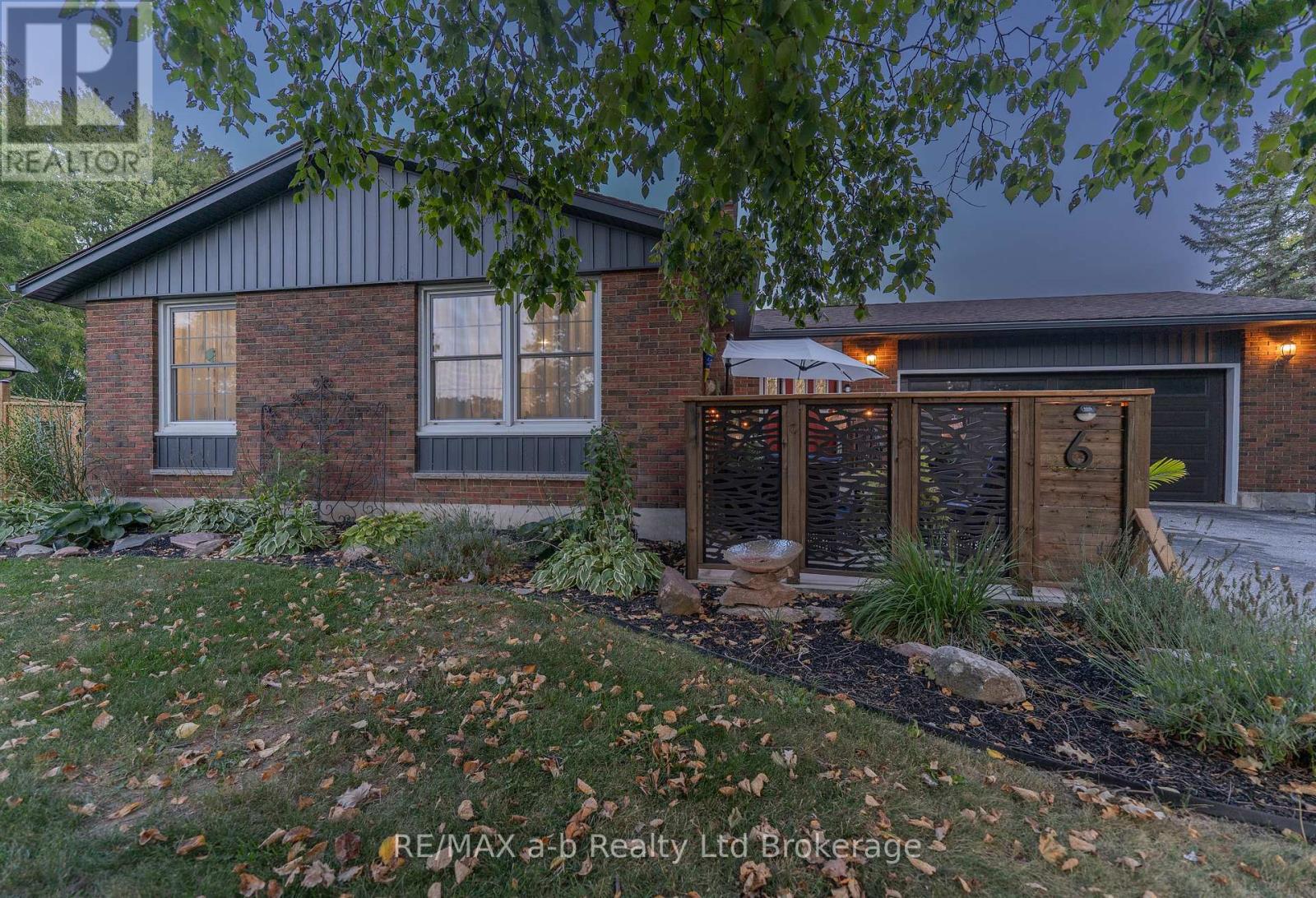 6 Camdon Court, Tillsonburg, Ontario  N4G 4B3 - Photo 48 - X12435381