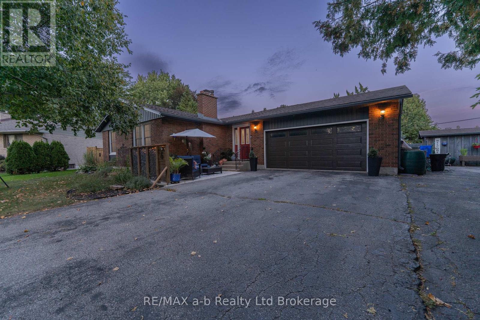 6 Camdon Court, Tillsonburg, Ontario  N4G 4B3 - Photo 49 - X12435381