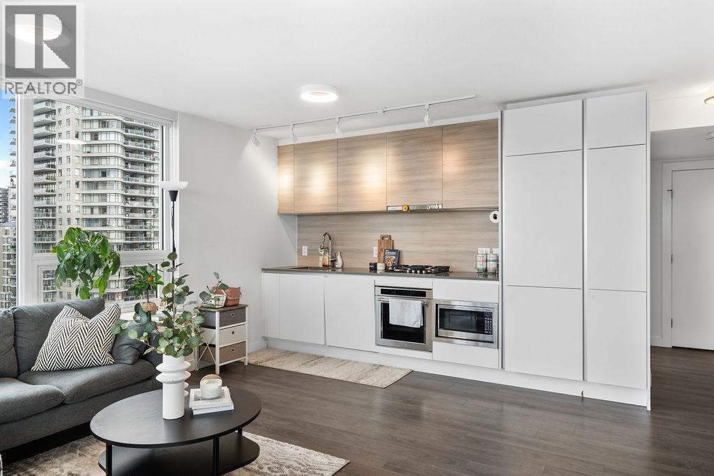 1502 988 Quayside Drive, New Westminster, British Columbia  V3M 0L5 - Photo 8 - R3053650