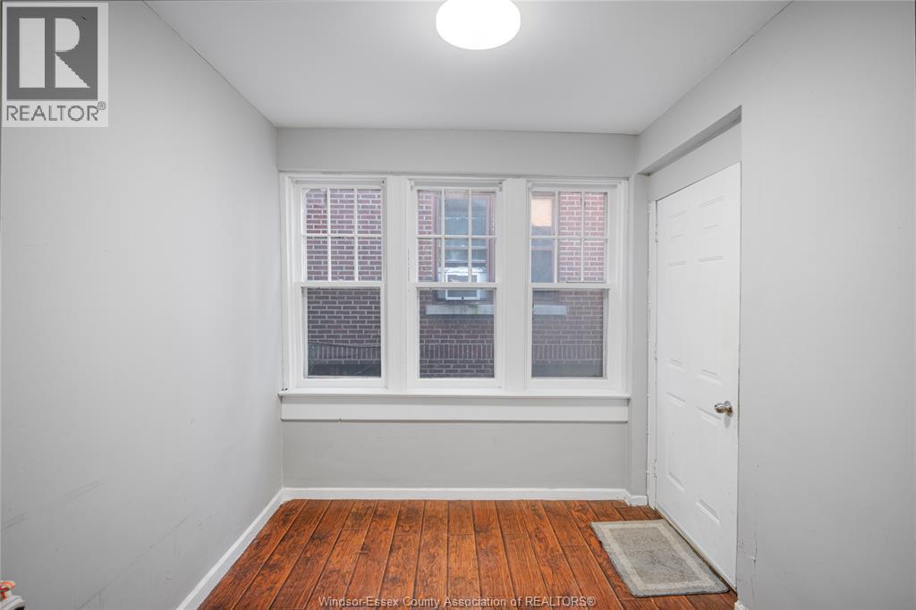 364 Partington Avenue, Windsor, Ontario N9B 2N5 - Photo 10 - 25024843