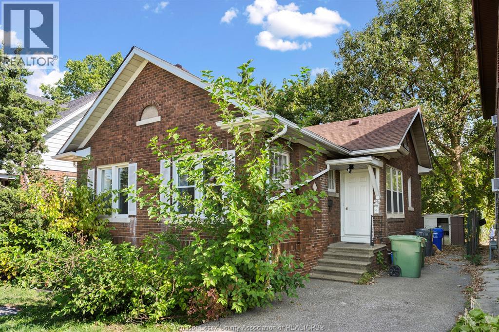 364 Partington Avenue, Windsor, Ontario N9B 2N5 - Photo 4 - 25024843