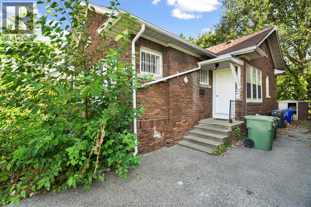 364 Partington Avenue, Windsor, Ontario N9B 2N5 - Photo 5 - 25024843