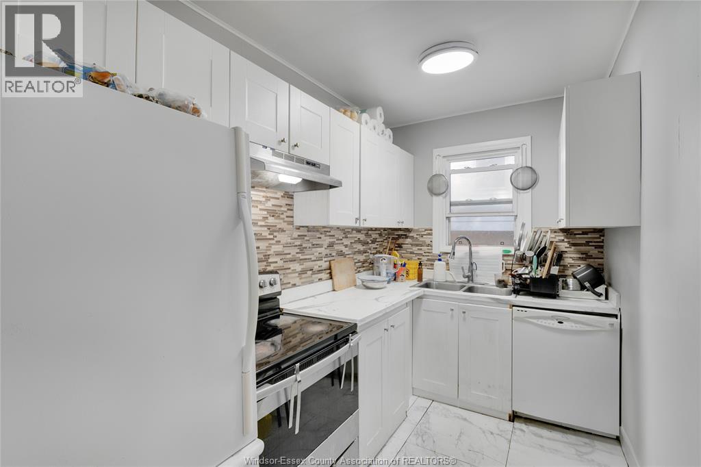 364 Partington Avenue, Windsor, Ontario N9B 2N5 - Photo 7 - 25024843