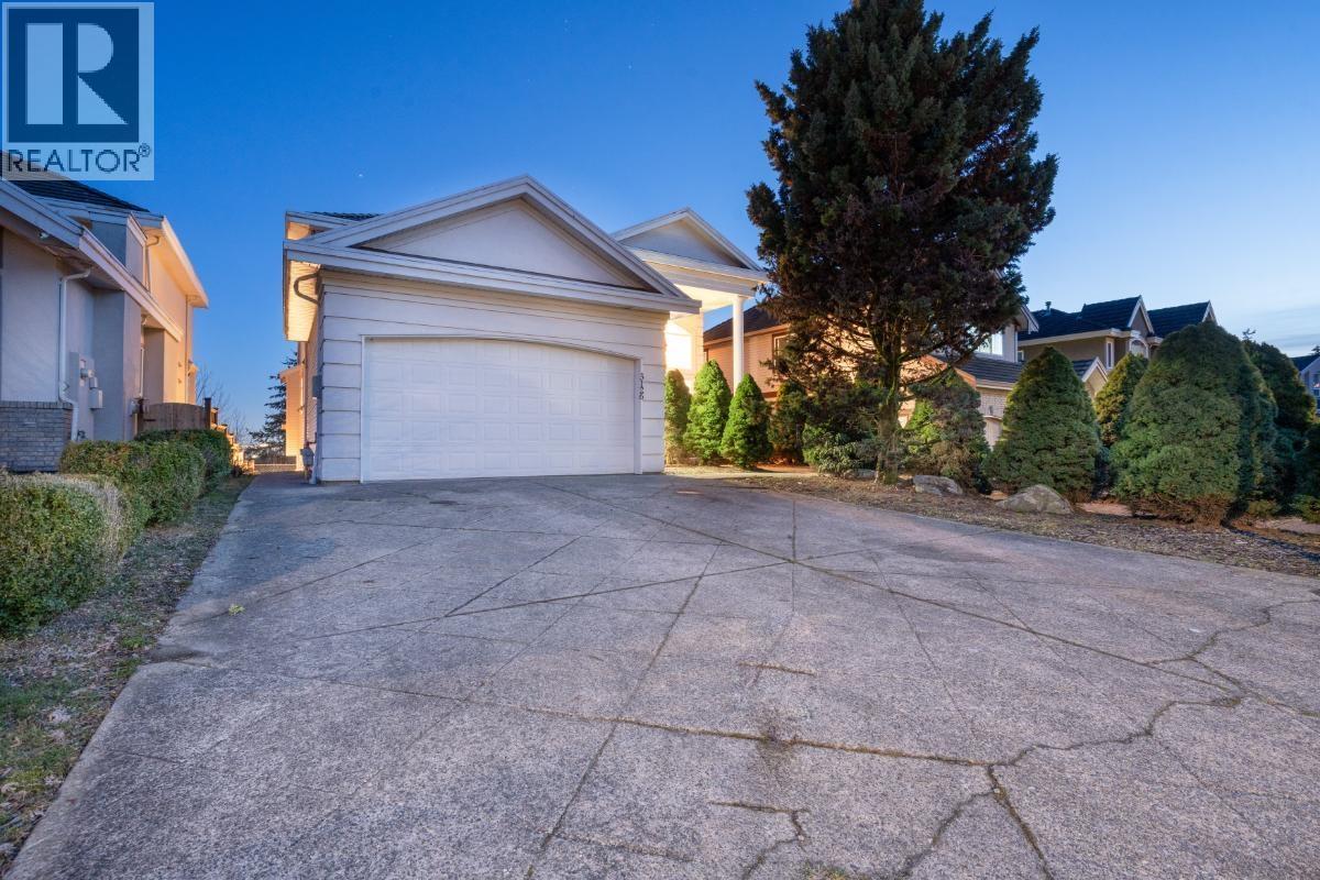 3126 Silverthrone Drive, Coquitlam, British Columbia  V3E 3B1 - Photo 28 - R3053645