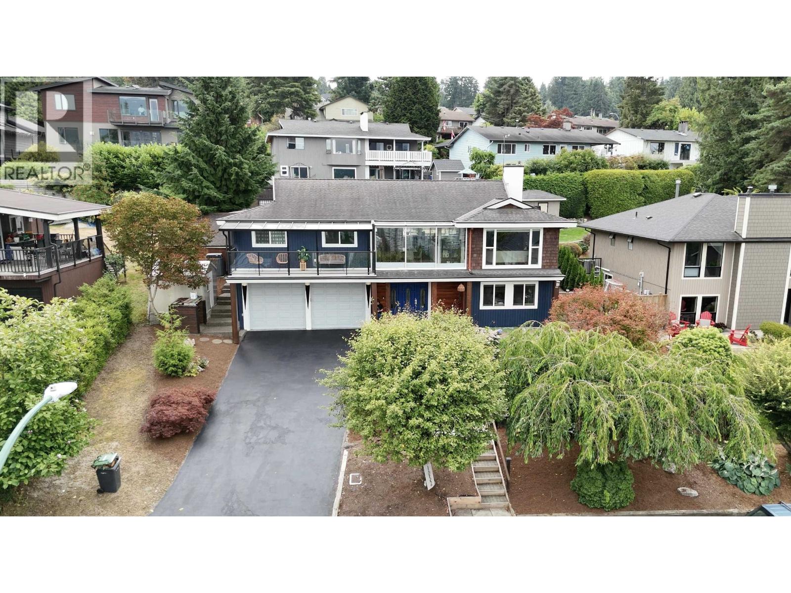 1052 CORONA CRESCENT, Coquitlam, British Columbia