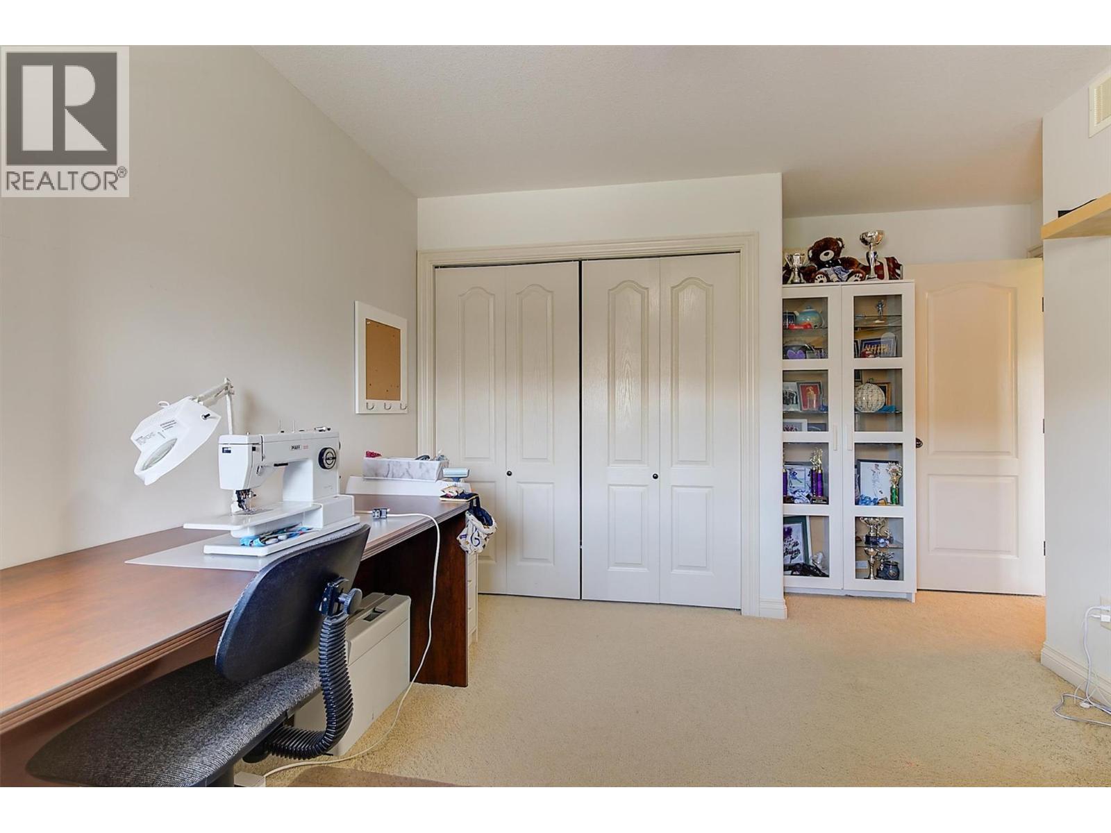 5008 Bunting Court Kelowna Photo 34