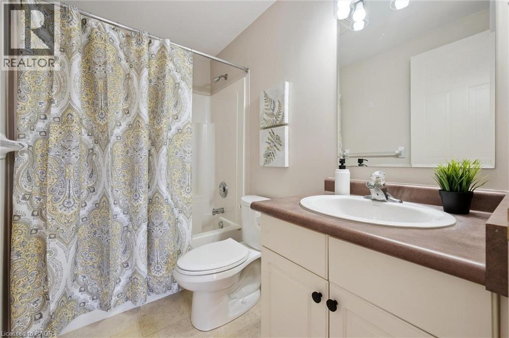 124 Gosling Gardens Unit# 36, Guelph, Ontario  N1G 5K6 - Photo 13 - 40775088