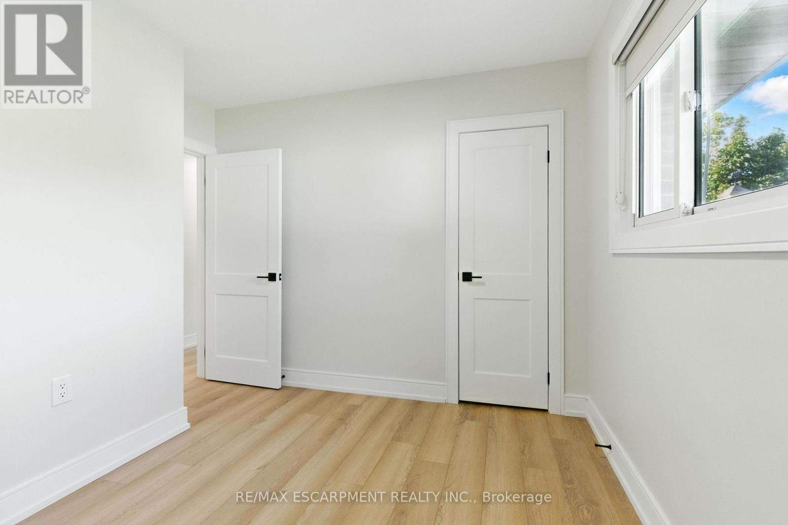 Main - 35 Wildewood Avenue, Hamilton, Ontario  L8T 1X4 - Photo 17 - X12435243