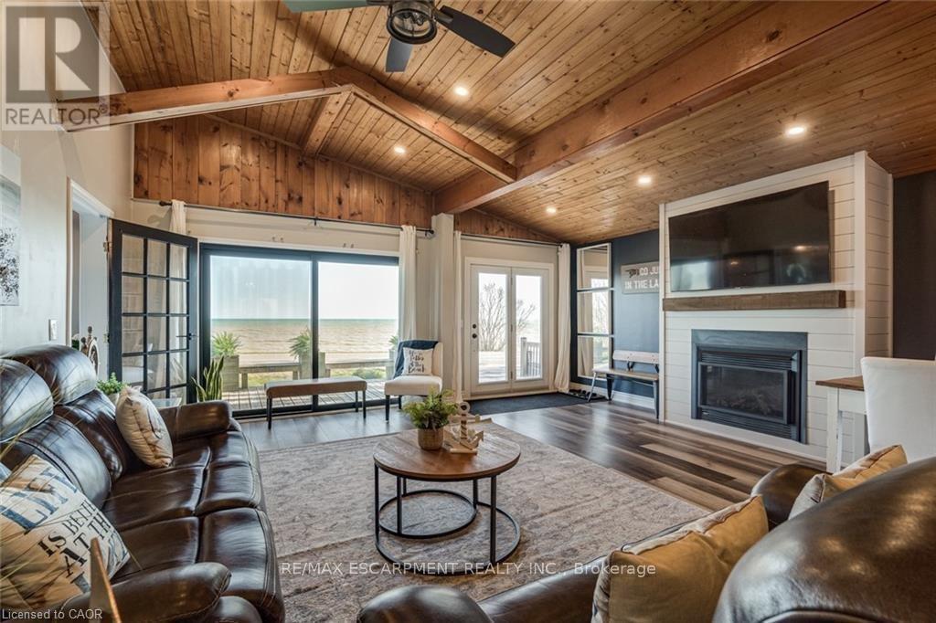 71 LAKESHORE ROAD, Haldimand, Ontario