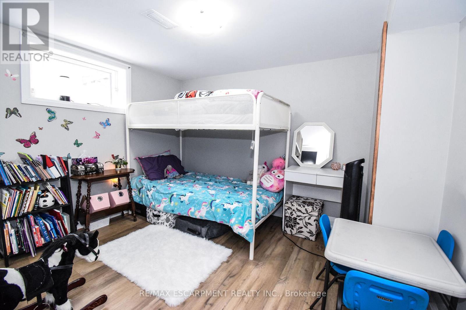 176 East 43rd Street, Hamilton, Ontario  L8T 3C2 - Photo 37 - X12435318