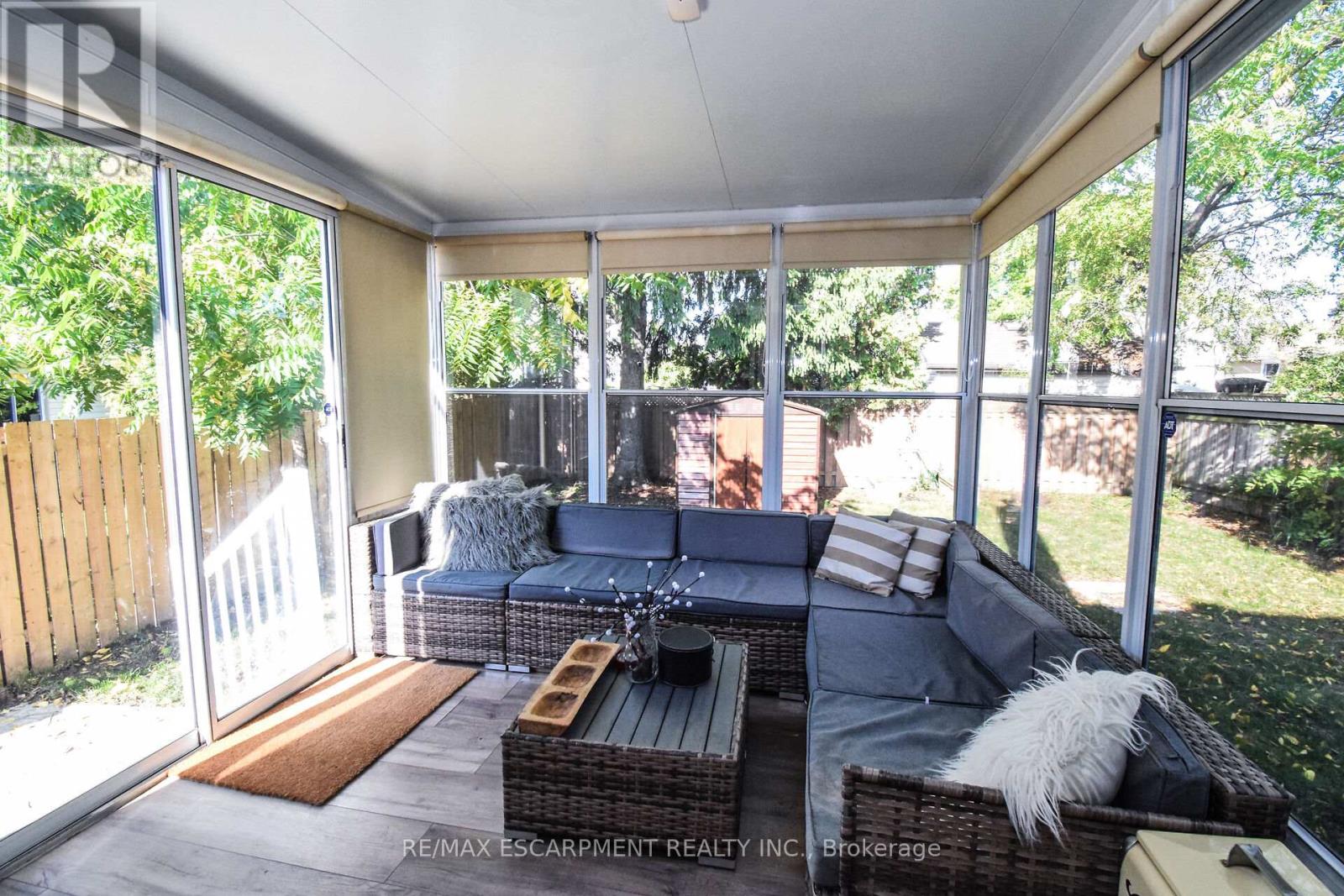 176 East 43rd Street, Hamilton, Ontario  L8T 3C2 - Photo 49 - X12435318