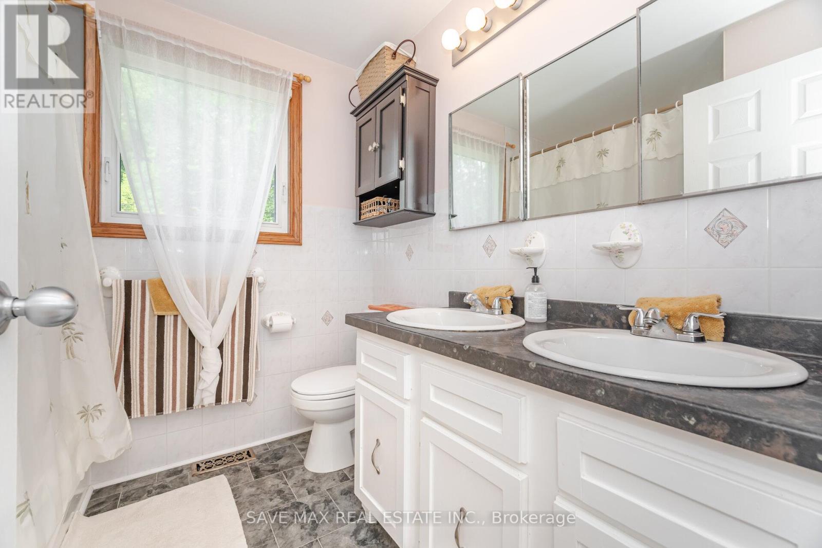14411 Innis Lake Road, Caledon, Ontario  L0N 1E0 - Photo 40 - W12370522