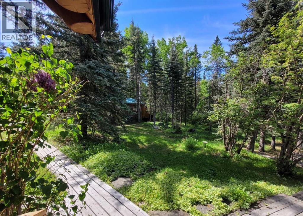 64 Breezewood Bay, Bragg Creek, Alberta  T0L 0K0 - Photo 4 - A2190075