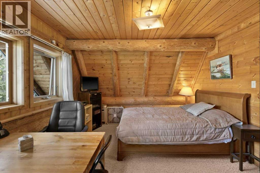 64 Breezewood Bay, Bragg Creek, Alberta  T0L 0K0 - Photo 26 - A2190075