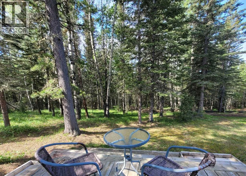 64 Breezewood Bay, Bragg Creek, Alberta  T0L 0K0 - Photo 33 - A2190075