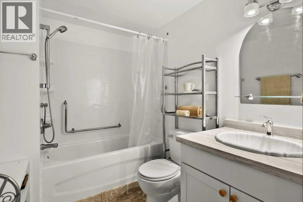 64 Breezewood Bay, Bragg Creek, Alberta  T0L 0K0 - Photo 30 - A2190075