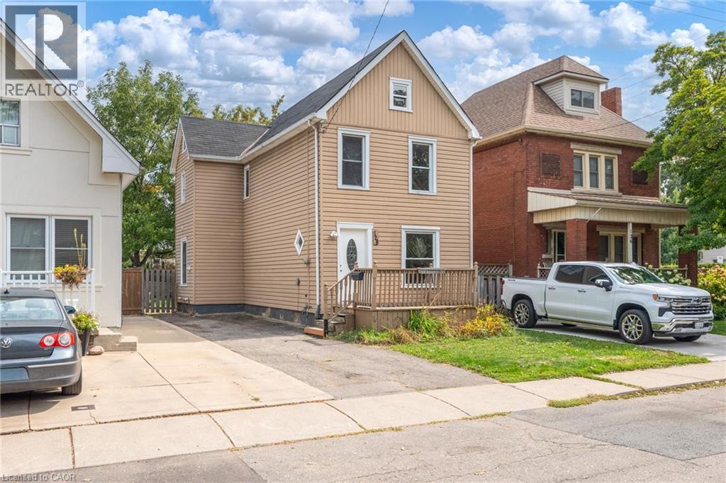 128 KENSINGTON Avenue N, Hamilton, Ontario
