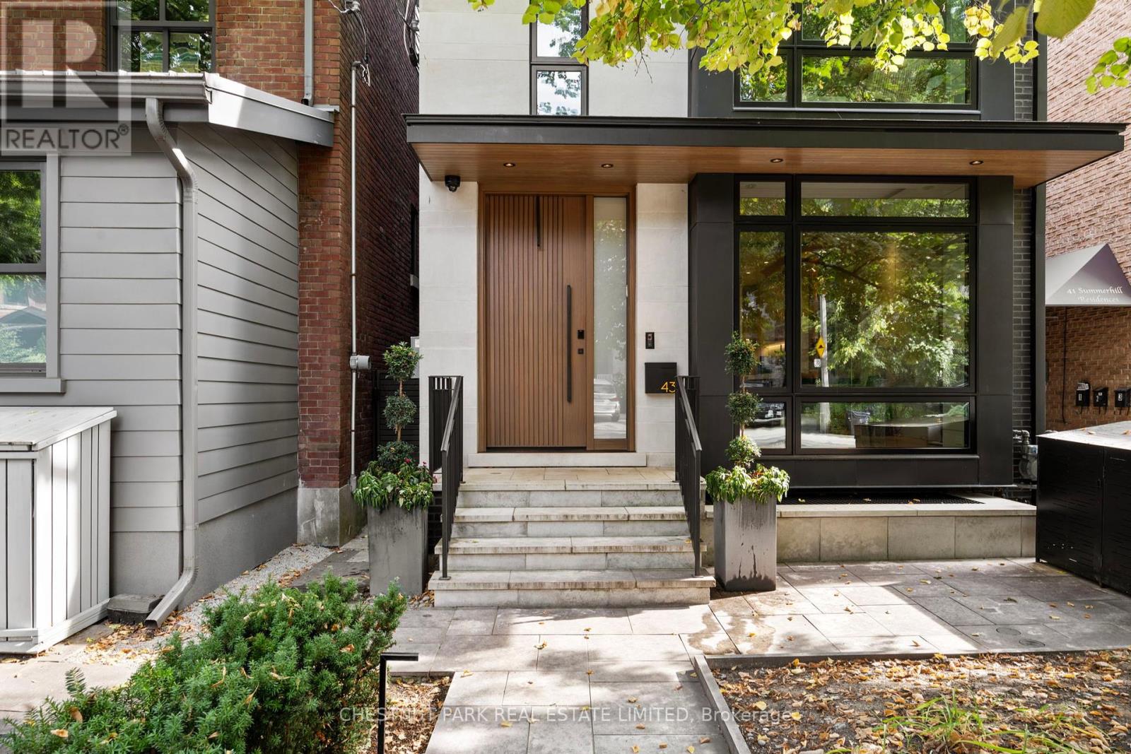 43 Summerhill Avenue, Toronto, Ontario  M4T 1A9 - Photo 2 - C12435149