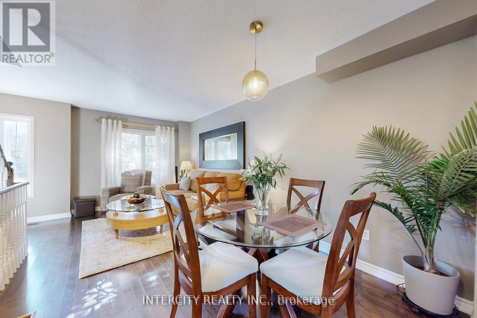 29 Birdstone Crescent, Toronto, Ontario  M6N 5H6 - Photo 16 - W12422630