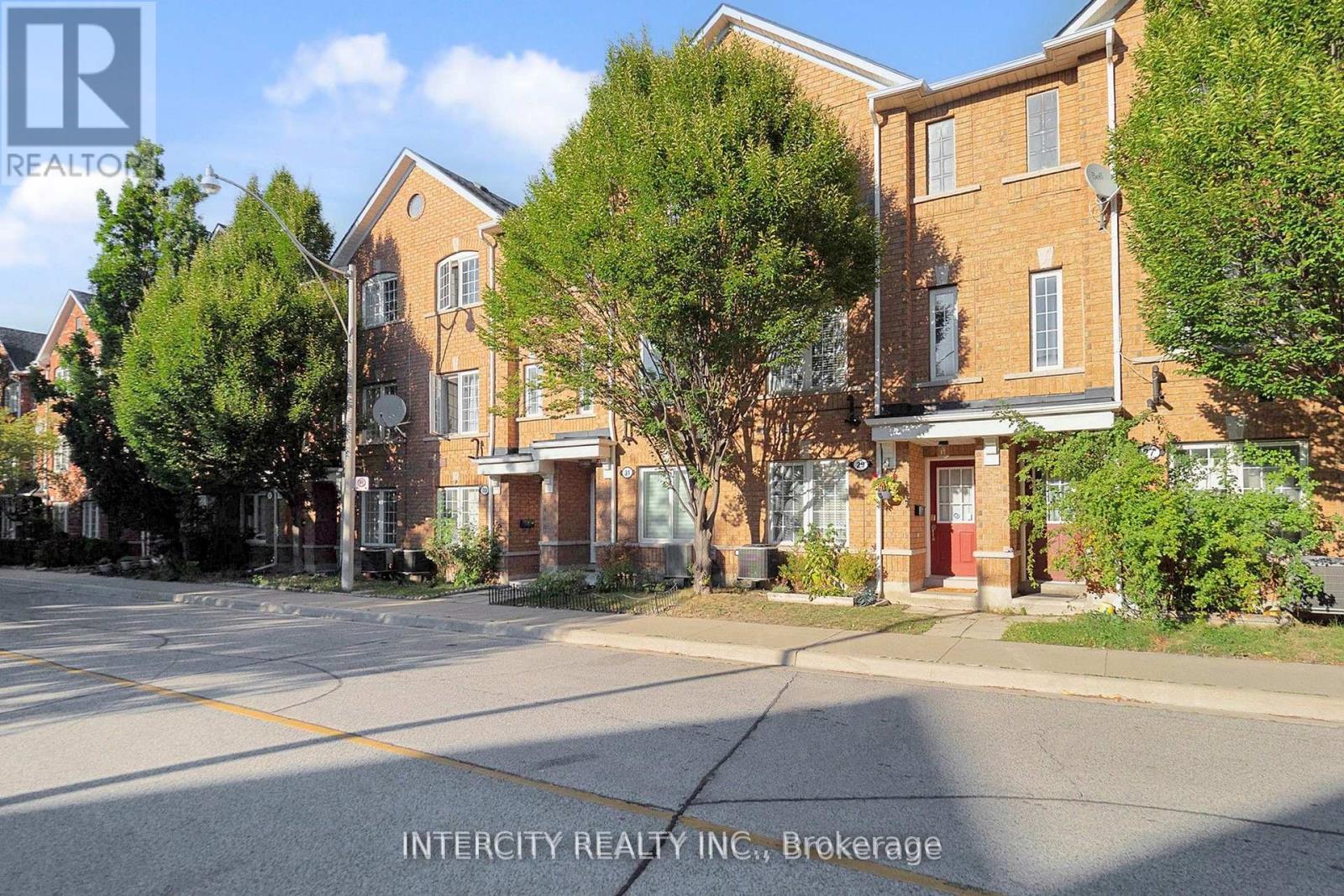 29 Birdstone Crescent, Toronto, Ontario  M6N 5H6 - Photo 2 - W12422630