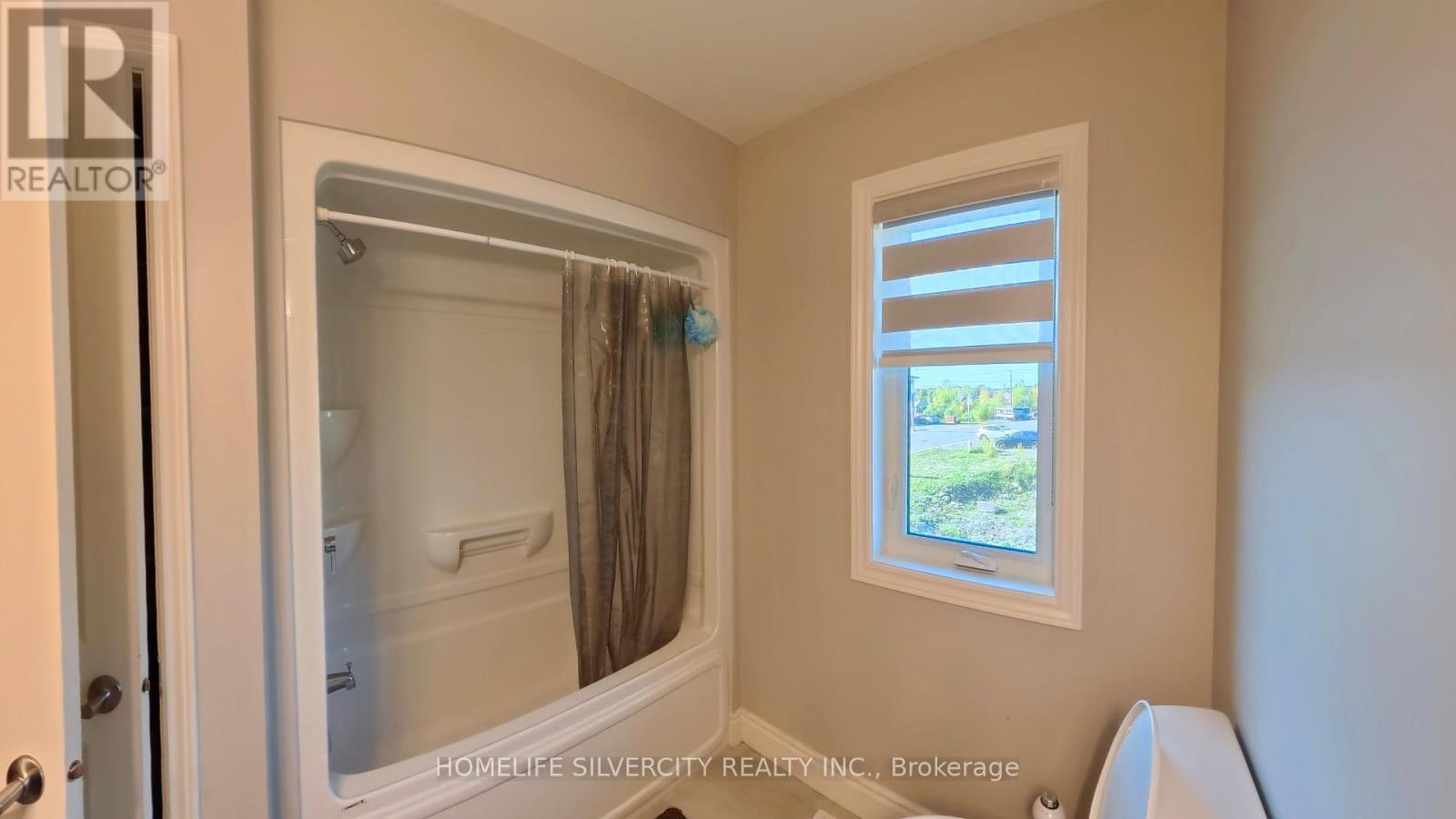 520 Bonaventure Court, Greater Sudbury, Ontario  P3A 0B4 - Photo 16 - X12433336