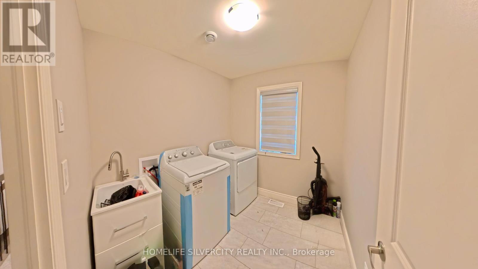520 Bonaventure Court, Greater Sudbury, Ontario  P3A 0B4 - Photo 19 - X12433336