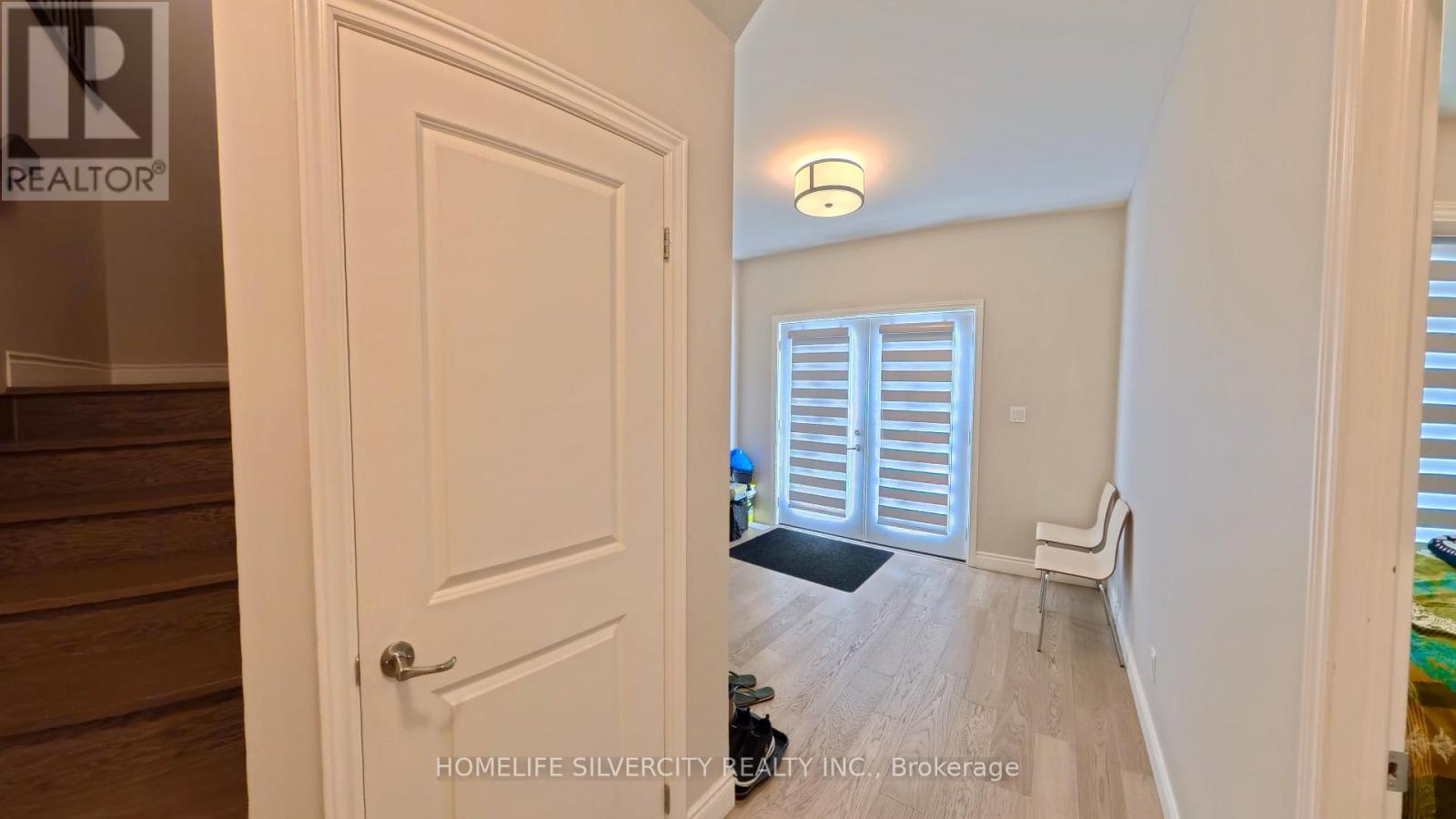 520 Bonaventure Court, Greater Sudbury, Ontario  P3A 0B4 - Photo 5 - X12433336