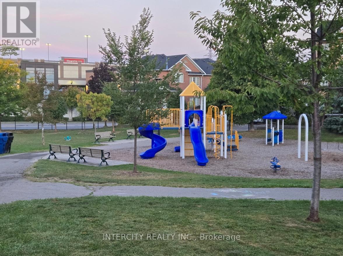 29 Birdstone Crescent, Toronto, Ontario  M6N 5H6 - Photo 48 - W12422630