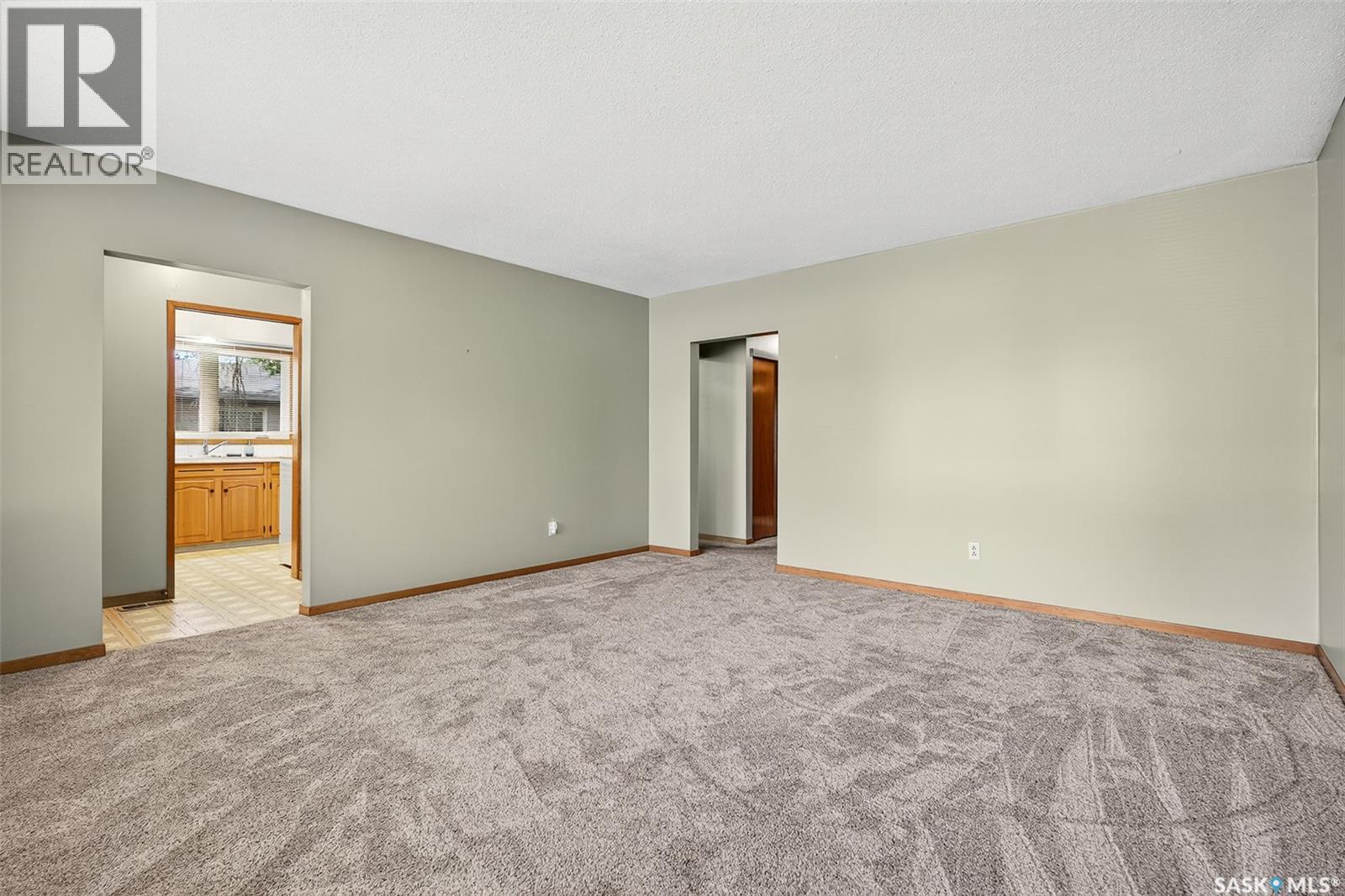 1113 Vaughan Street, Moose Jaw, Saskatchewan  S6H 5P3 - Photo 10 - SK019627