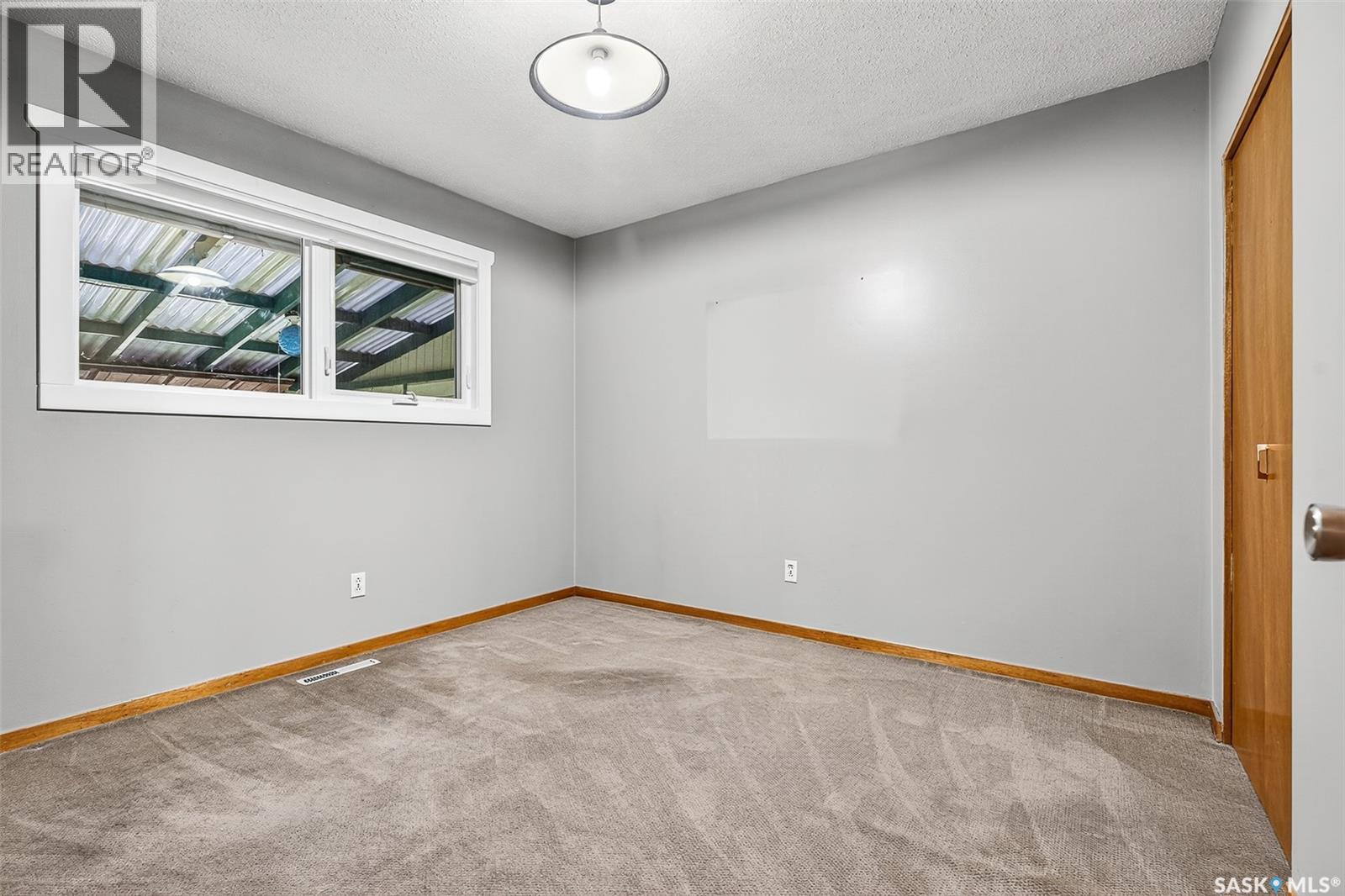 1113 Vaughan Street, Moose Jaw, Saskatchewan  S6H 5P3 - Photo 23 - SK019627