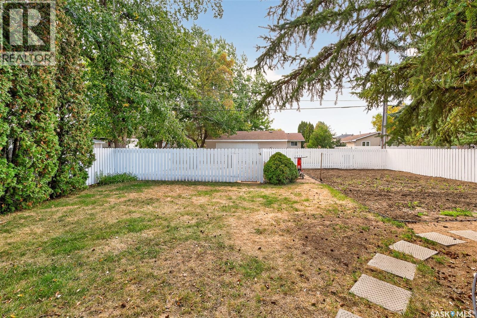1113 Vaughan Street, Moose Jaw, Saskatchewan  S6H 5P3 - Photo 45 - SK019627