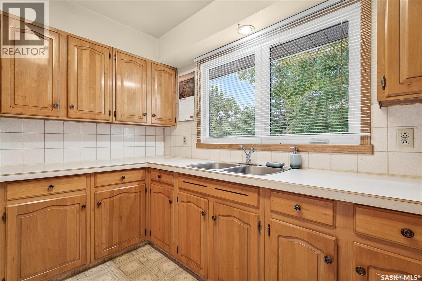 1113 Vaughan Street, Moose Jaw, Saskatchewan  S6H 5P3 - Photo 5 - SK019627