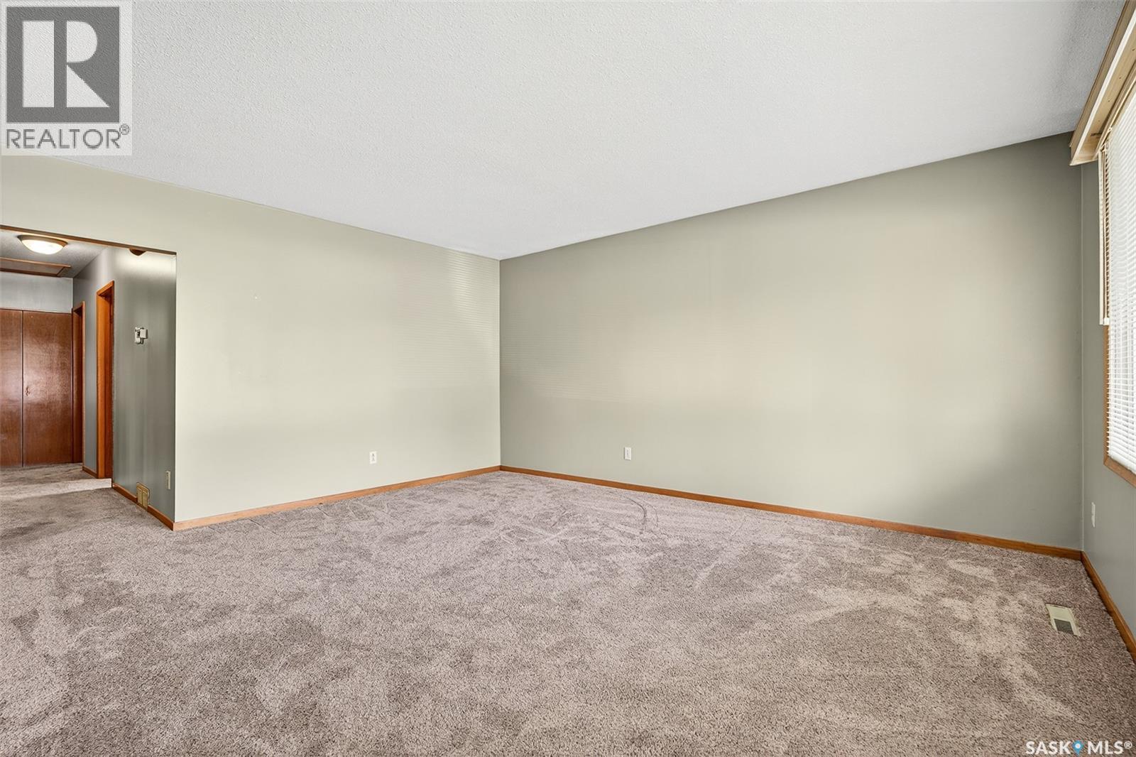 1113 Vaughan Street, Moose Jaw, Saskatchewan  S6H 5P3 - Photo 9 - SK019627