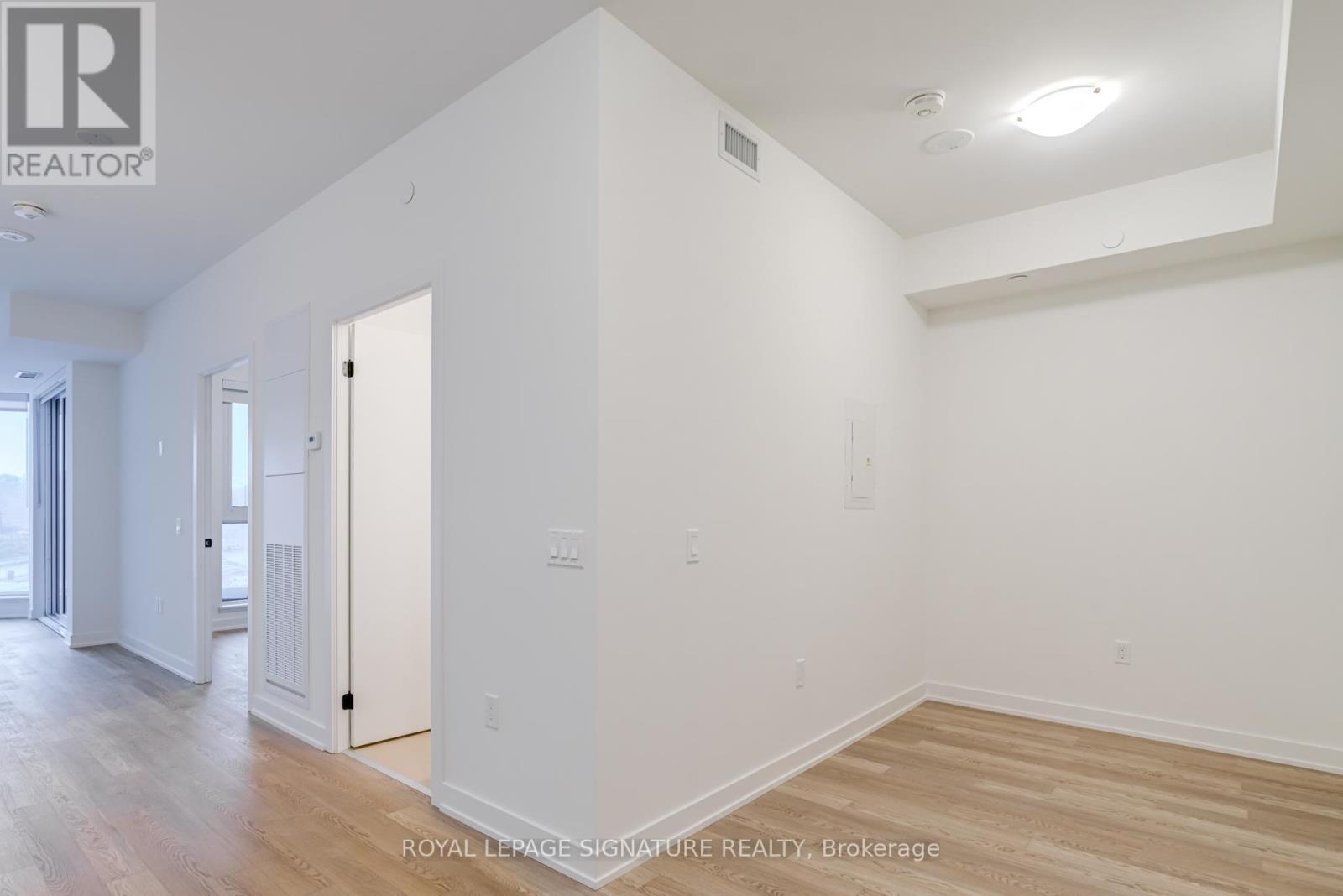 317 - 1 Kyle Lowry Road, Toronto, Ontario  M3C 0S6 - Photo 10 - C12435347