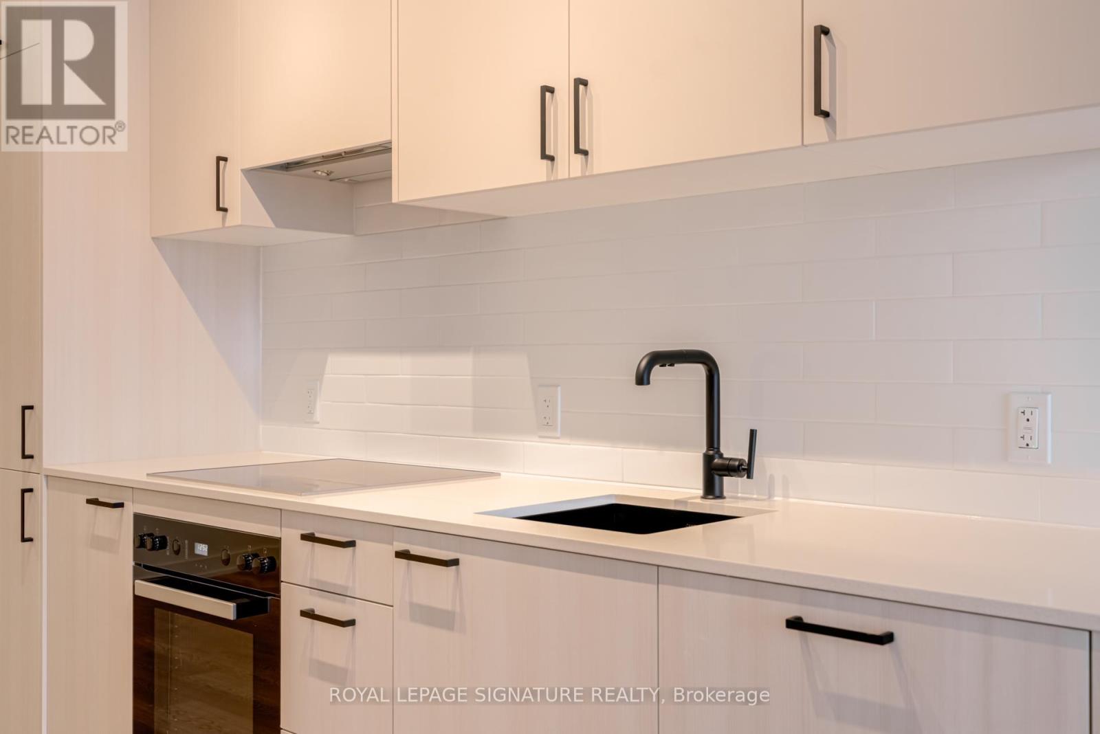 317 - 1 Kyle Lowry Road, Toronto, Ontario  M3C 0S6 - Photo 5 - C12435347