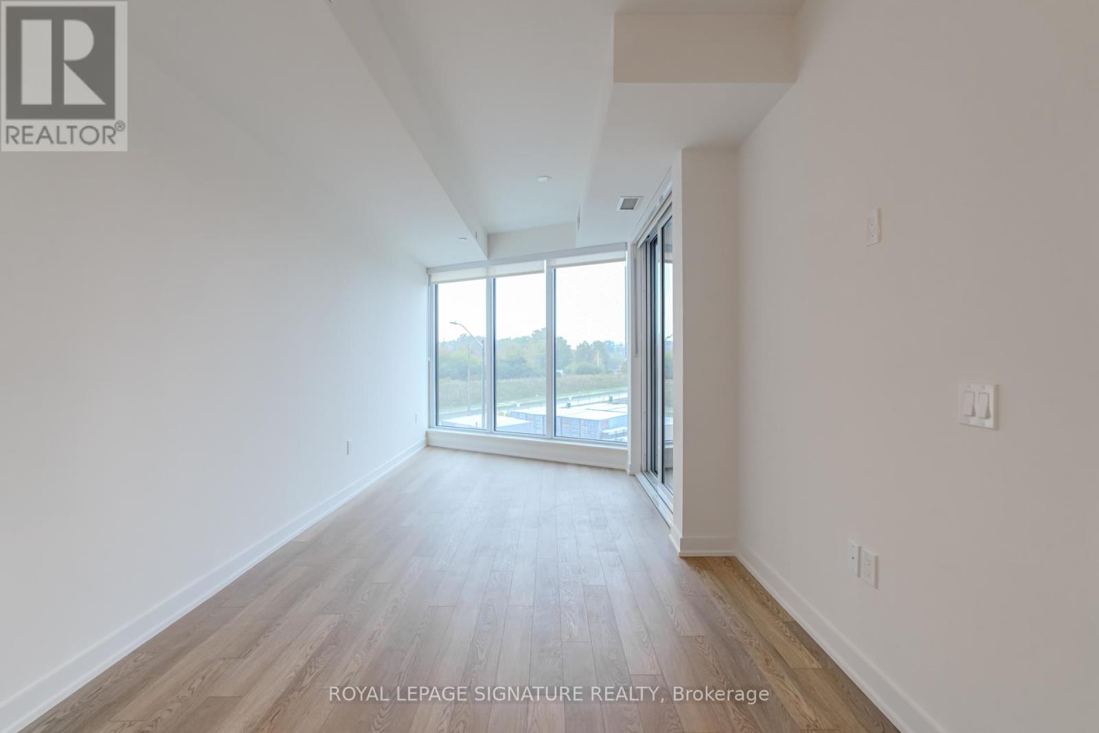 317 - 1 Kyle Lowry Road, Toronto, Ontario  M3C 0S6 - Photo 7 - C12435347