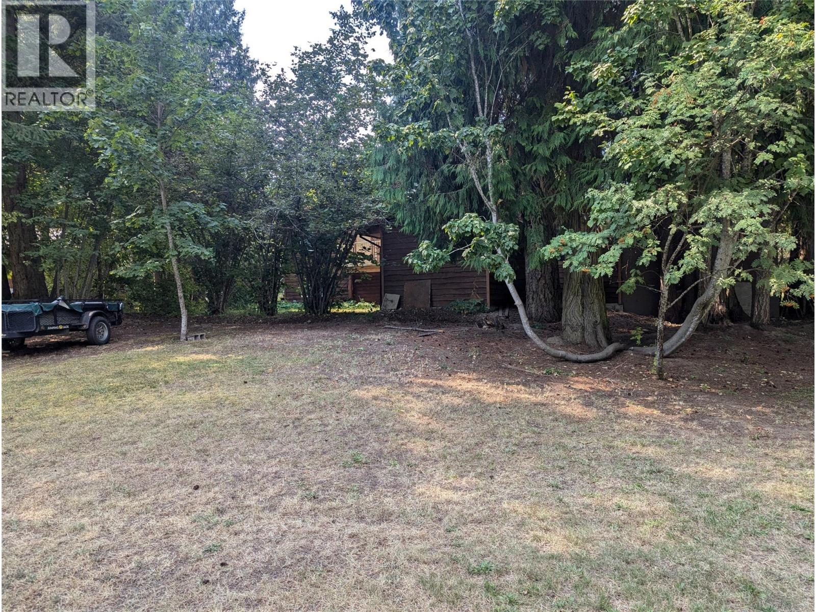 7143 Fransen Road, magna bay, British Columbia