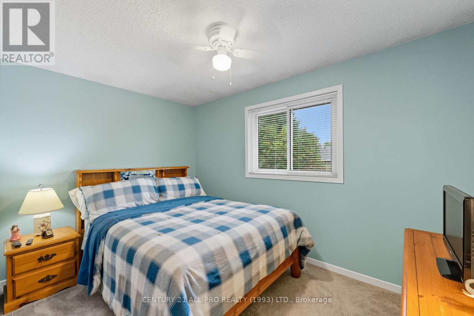 895 Exeter Street, Oshawa, Ontario  L1G 6R9 - Photo 22 - E12435446