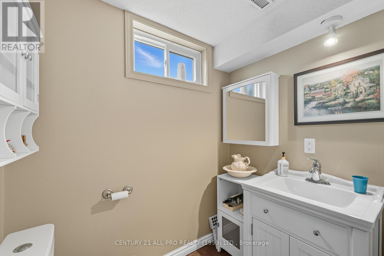 895 Exeter Street, Oshawa, Ontario  L1G 6R9 - Photo 27 - E12435446