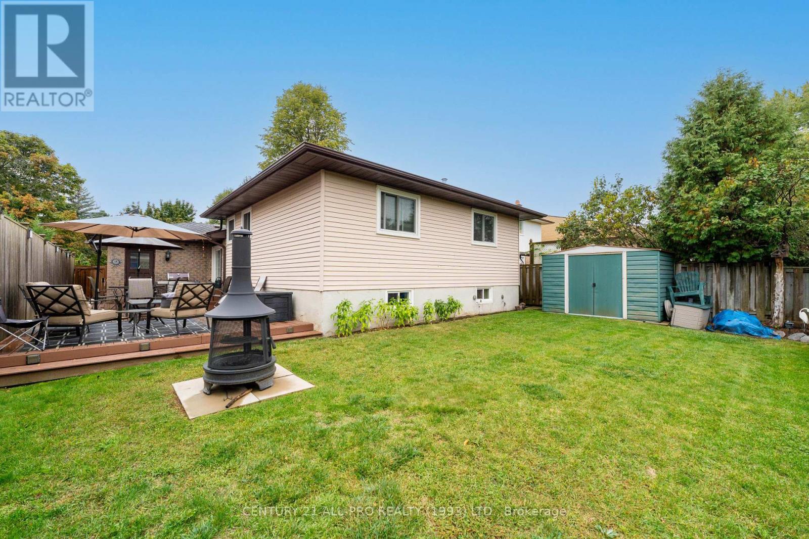 895 Exeter Street, Oshawa, Ontario  L1G 6R9 - Photo 35 - E12435446