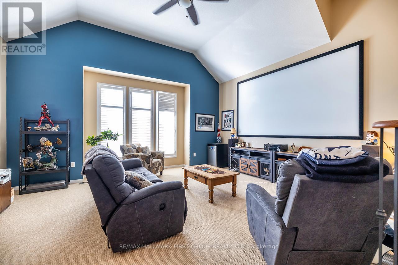 1620 Badgley Drive, Oshawa, Ontario  L1K 0H2 - Photo 4 - E12435458
