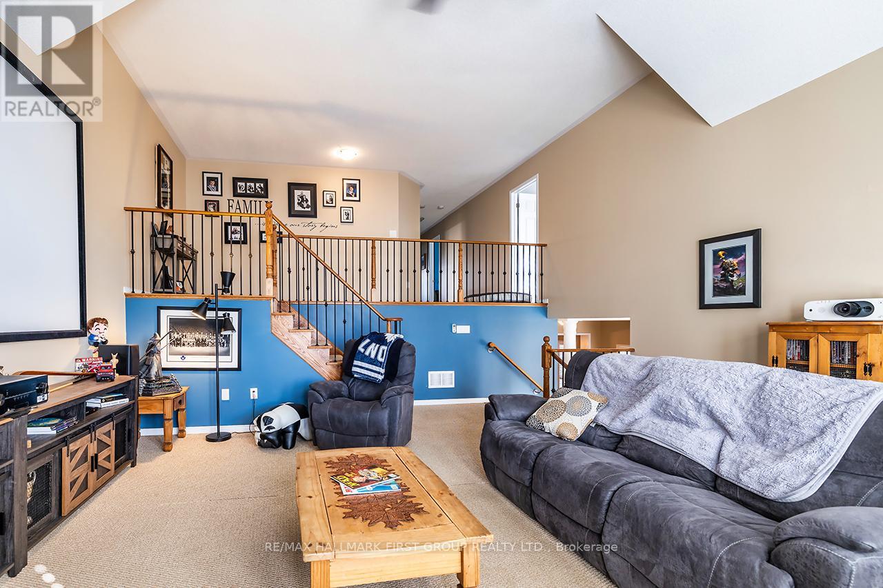1620 Badgley Drive, Oshawa, Ontario  L1K 0H2 - Photo 6 - E12435458